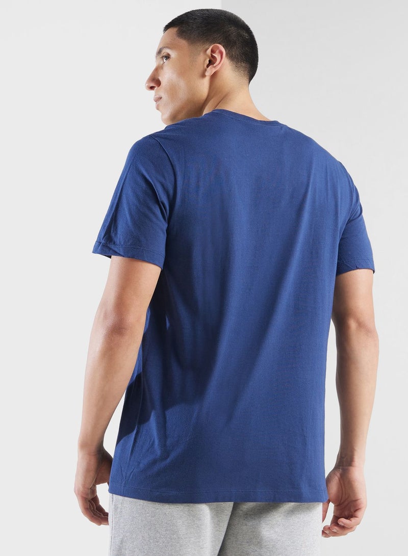 نايكي تيشيرت مزين بشعار فريق نيويورك يانكيز - Image 2